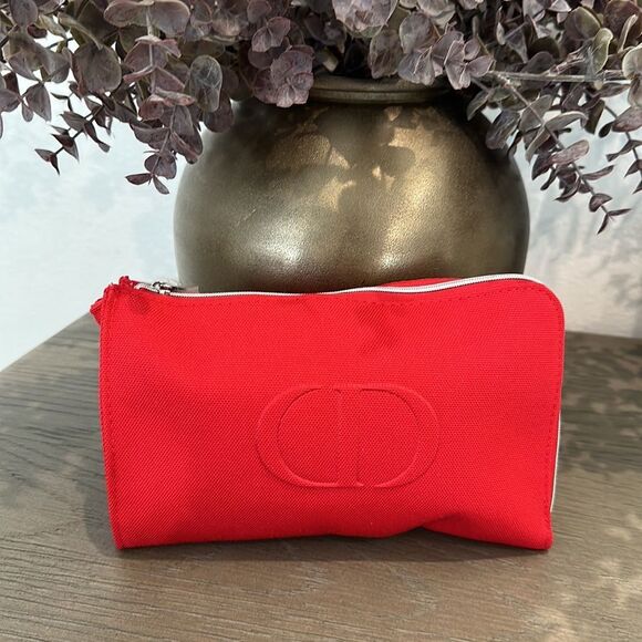 Christian Dior Beauty Bag and goodies - Picture 3 of 10